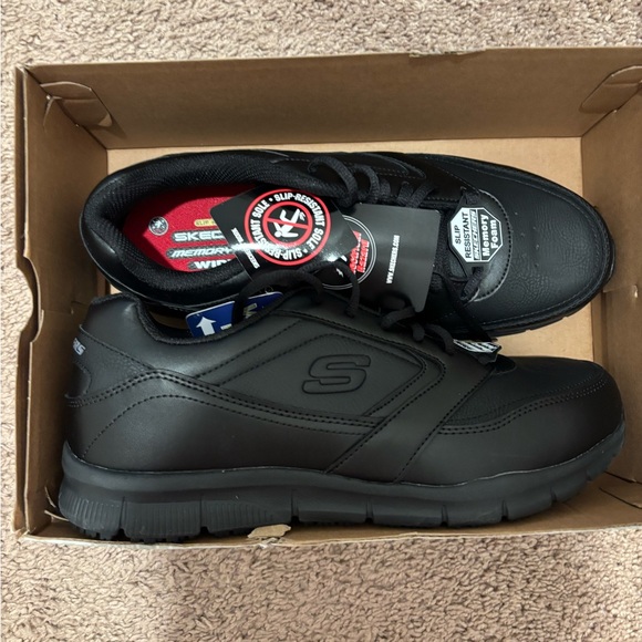 Skechers Men's Black Slip-Resistant Sneakers - Picture 5 of 6